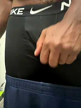 Snapshot of talkyouthroughit chatting on 11-20-25, 04:51 talkyouthroughit online show from 11-20-25, 04:51