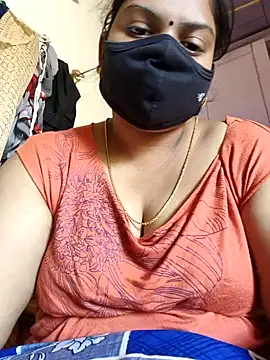 Snapshot of Paru_Tamil_Ponnu chatting on 11-22-25, 04:55 Paru Tamil Ponnu online show from 11-22-25, 04:55