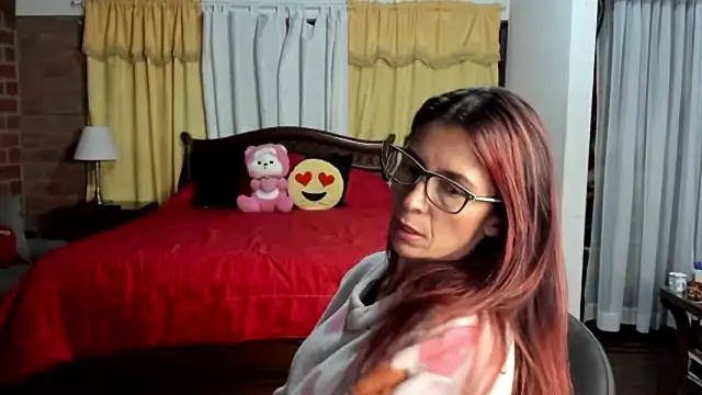 Charlotte-Willson online show from 02-18-26, 01:45