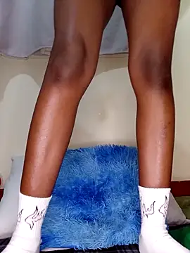 Sweethoneypot25 online show from 04-27-26, 11:25