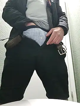 Snapshot of Sebgeneve chatting on 01-05-26, 06:44 Sebgeneve online show from 01-05-26, 06:44