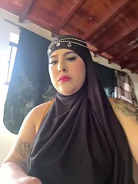 Snapshot of Zahida_7 chatting on 12-02-25, 06:58 Zahida 7 online show from 12-02-25, 06:58