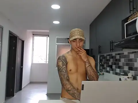 Snapshot of master_Tripa chatting on 11-24-25, 09:03 master Tripa online show from 11-24-25, 09:03