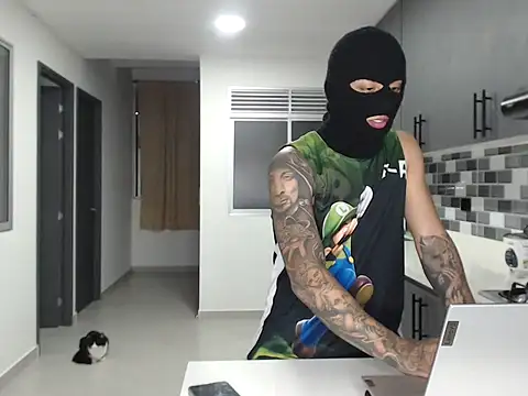 Snapshot of master_Tripa chatting on 12-02-25, 08:19 master Tripa online show from 12-02-25, 08:19