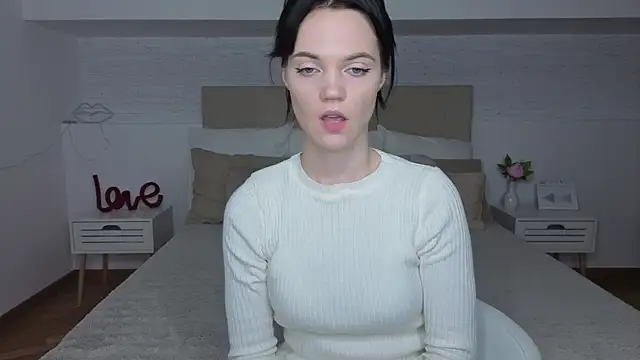 Snapshot of Camila_777_ chatting on 12-01-25, 10:26 Camila 777 online show from 12-01-25, 10:26