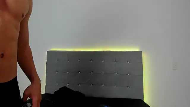 eren jeager online show from 11-30-25, 01:09