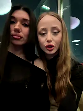 Snapshot of GraceSecrettt chatting on 12-15-25, 05:06 GraceSecrettt online show from 12-15-25, 05:06