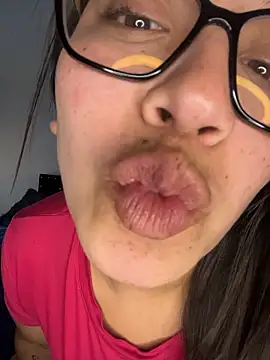 LyaRose online show from 01-18-26, 10:57