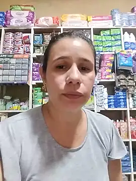 Snapshot of MIA-LARIOS chatting on 05-12-26, 10:18 MIA-LARIOS online show from 05-12-26, 10:18