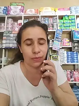 Snapshot of MIA-LARIOS chatting on 05-19-26, 03:29 MIA-LARIOS online show from 05-19-26, 03:29