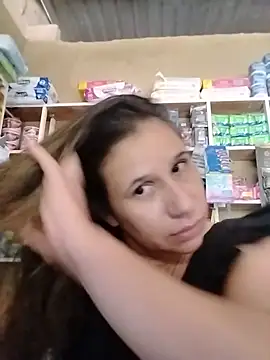 MIA-LARIOS online show from 07-04-26, 02:34