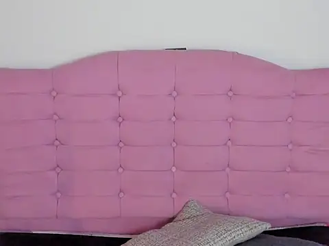 Snapshot of kylie1_ls chatting on 12-05-25, 01:25 kylie1 ls online show from 12-05-25, 01:25