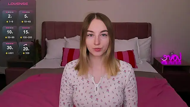 Shy Polly online show from 01-17-26, 12:04