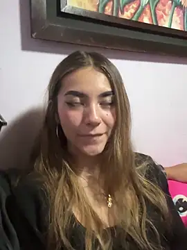 Yunaraa online show from 12-14-25, 04:07