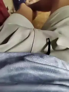 Snapshot of ronynott chatting on 11-23-25, 03:23 ronynott online show from 11-23-25, 03:23