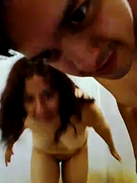 Snapshot of Giby_Grace chatting on 05-05-26, 04:09 Giby Grace online show from 05-05-26, 04:09