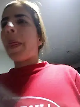 Snapshot of Monitaxhot chatting on 01-09-26, 05:21 Monitaxhot online show from 01-09-26, 05:21