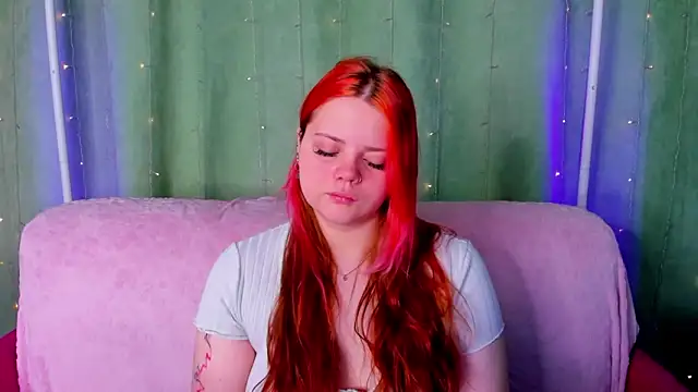 Snapshot of KellyFiery chatting on 05-24-26, 01:10 KellyFiery online show from 05-24-26, 01:10