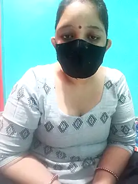 Snapshot of Priya_089 chatting on 12-14-25, 06:19 Priya 089 online show from 12-14-25, 06:19