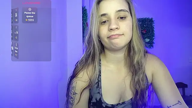 Snapshot of Karol_Stones chatting on 12-04-25, 07:22 Karol Stones online show from 12-04-25, 07:22