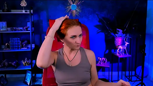 Snapshot of DianaTorrens chatting on 12-02-25, 09:03 DianaTorrens online show from 12-02-25, 09:03