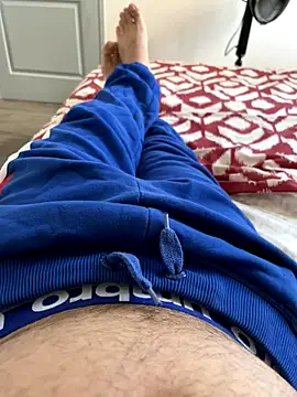 Snapshot of Lothentik chatting on 11-21-25, 11:42 Lothentik online show from 11-21-25, 11:42