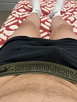 Snapshot of Lothentik chatting on 12-22-25, 04:26 Lothentik online show from 12-22-25, 04:26