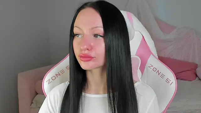 Snapshot of NaomiBlakes chatting on 12-04-25, 05:28 NaomiBlakes online show from 12-04-25, 05:28