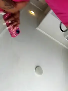 Snapshot of Kaylor4 chatting on 11-21-25, 12:37 Kaylor4 online show from 11-21-25, 12:37