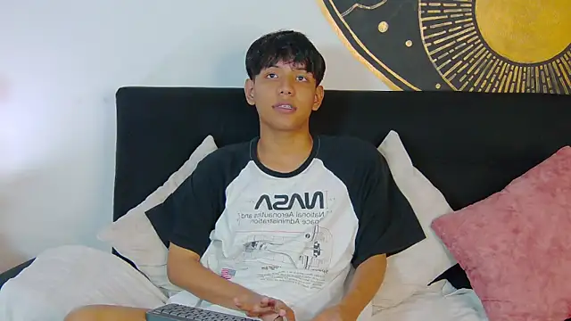 Liam Sinclair online show from 02-18-26, 08:05