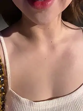 Queen-of-Love online show from 04-22-26, 11:56