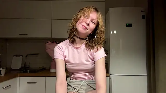 ElfriedaZwack online show from 01-13-26, 03:17