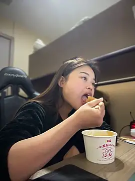 Toffee-00 online show from 03-16-26, 07:34