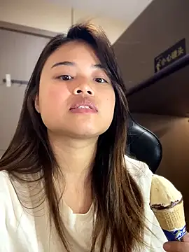 Toffee-00 online show from 04-06-26, 09:21