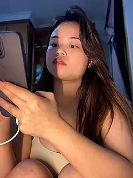 Toffee-00 online show from 04-20-26, 10:29