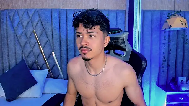 NicolaiKarav online show from 04-09-26, 11:48