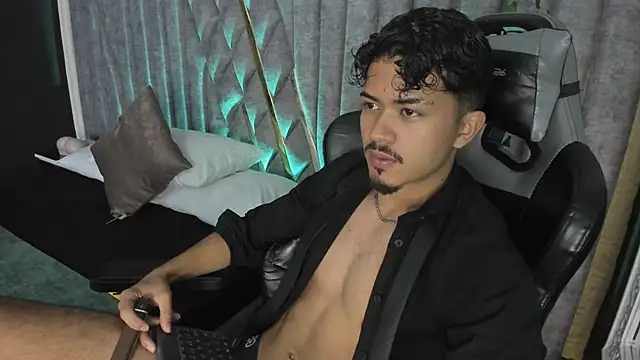 NicolaiKarav online show from 04-23-26, 12:15