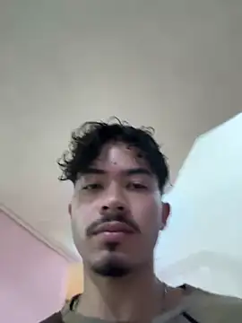 Snapshot of NicolaiKarav chatting on 05-31-26, 12:23 NicolaiKarav online show from 05-31-26, 12:23