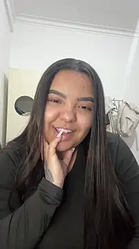 Snapshot of princezzc chatting on 12-14-25, 11:20 princezzc online show from 12-14-25, 11:20