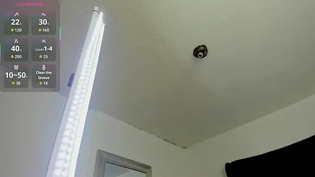 Snapshot of Camilla_Gomez chatting on 12-05-25, 04:21 Camilla Gomez online show from 12-05-25, 04:21