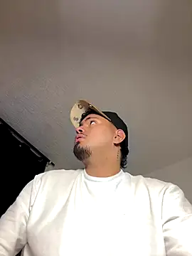 Henry villa23 online show from 12-17-25, 05:46