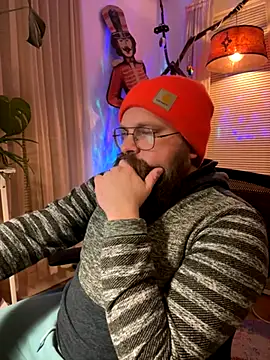 Snapshot of cubflower chatting on 12-04-25, 12:31 cubflower online show from 12-04-25, 12:31