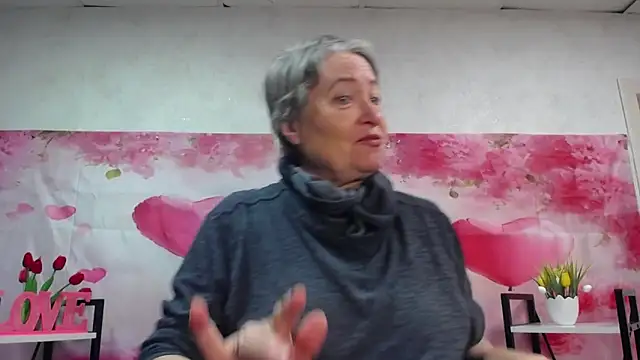 OlgaLuck online show from 04-22-26, 05:10