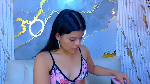 NIKIBUNNY online show from 12-18-25, 01:50