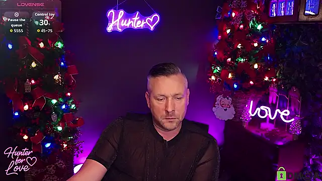 Snapshot of Hunter_Fl chatting on 12-16-25, 05:29 Hunter Fl online show from 12-16-25, 05:29