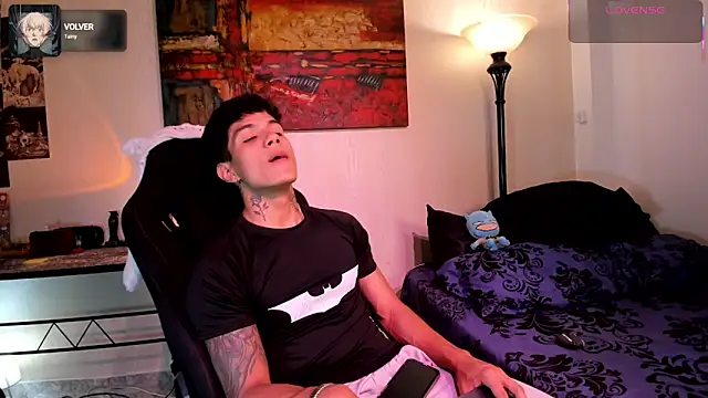 Snapshot of aress_damon chatting on 02-27-26, 12:21 aress damon online show from 02-27-26, 12:21