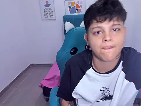 Snapshot of _ian_sweet chatting on 12-02-25, 07:31 ian sweet online show from 12-02-25, 07:31