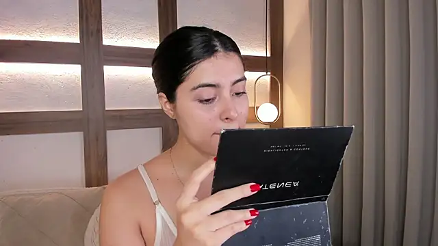 SarhaVega online show from 04-24-26, 12:51