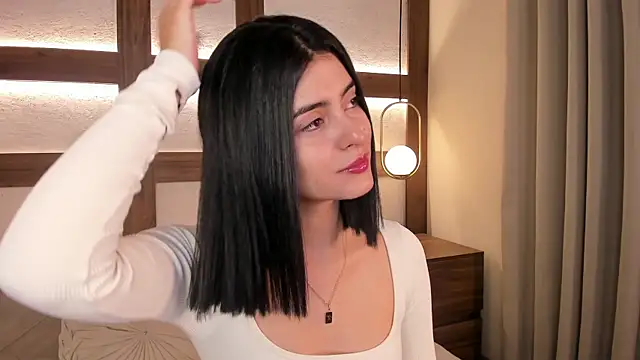 Snapshot of SarhaVega chatting on 05-20-26, 01:06 SarhaVega online show from 05-20-26, 01:06