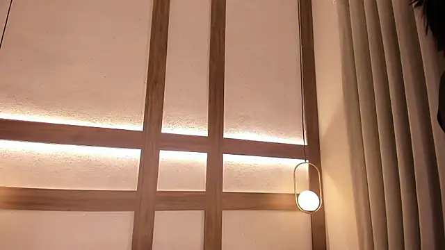 Snapshot of SarhaVega chatting on 05-29-26, 01:31 SarhaVega online show from 05-29-26, 01:31